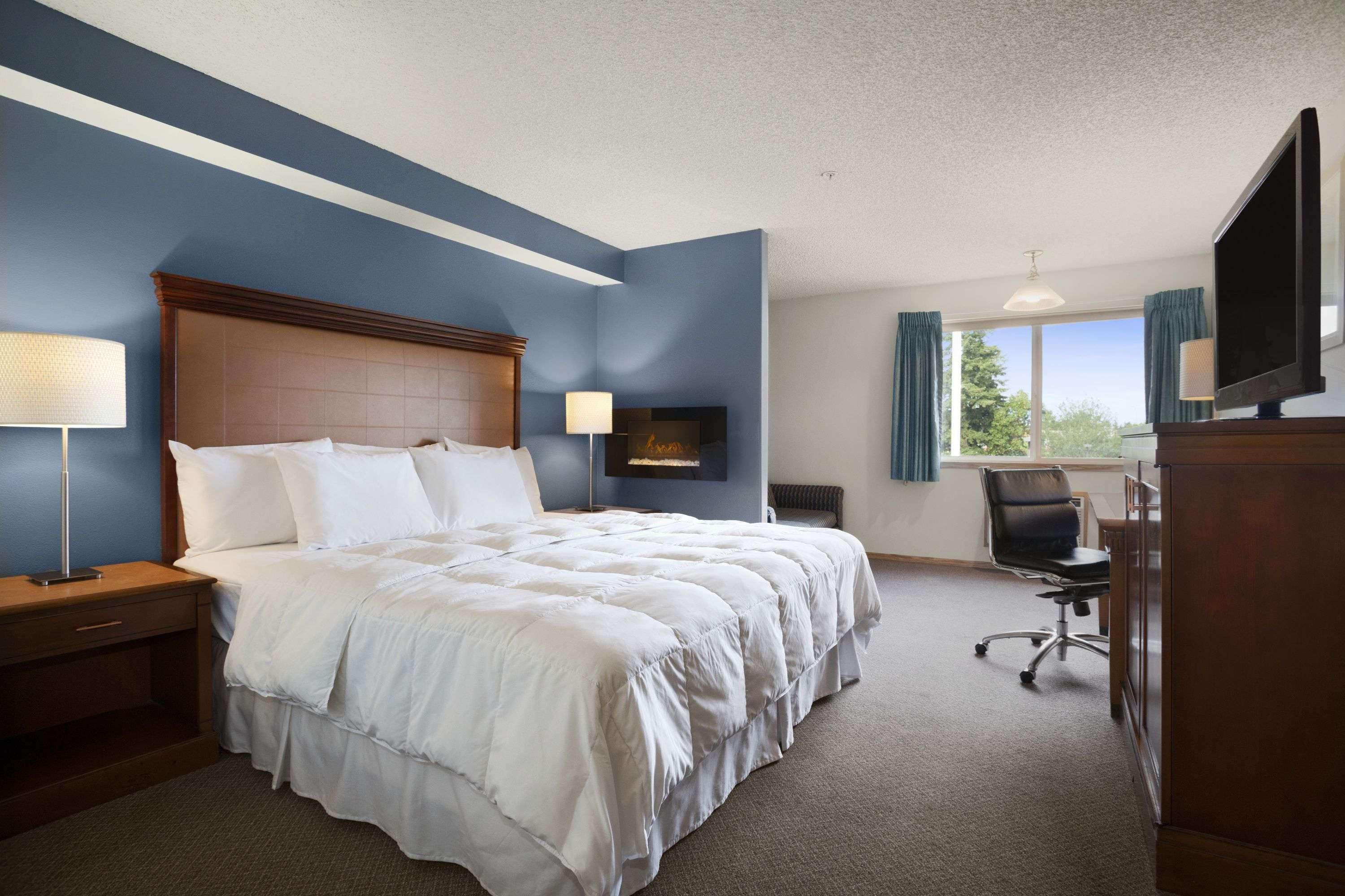 Days Inn By Wyndham Lacey Olympia Area Екстериор снимка